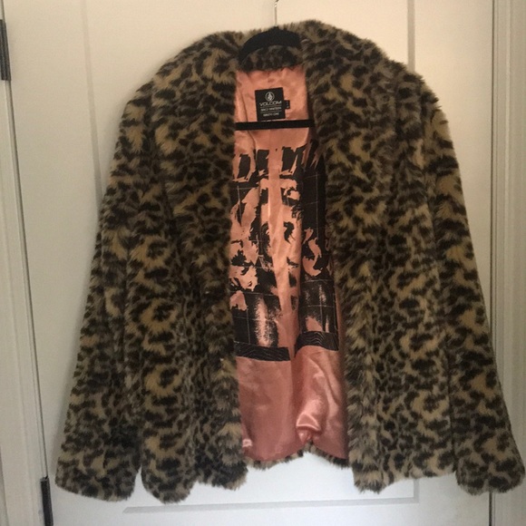 Leopard Print Faux Fur Jacket VOLCOM - Picture 1 of 3